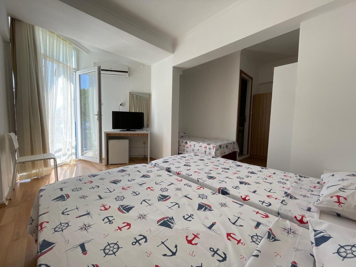Hotel Status Фетие Екстериор снимка