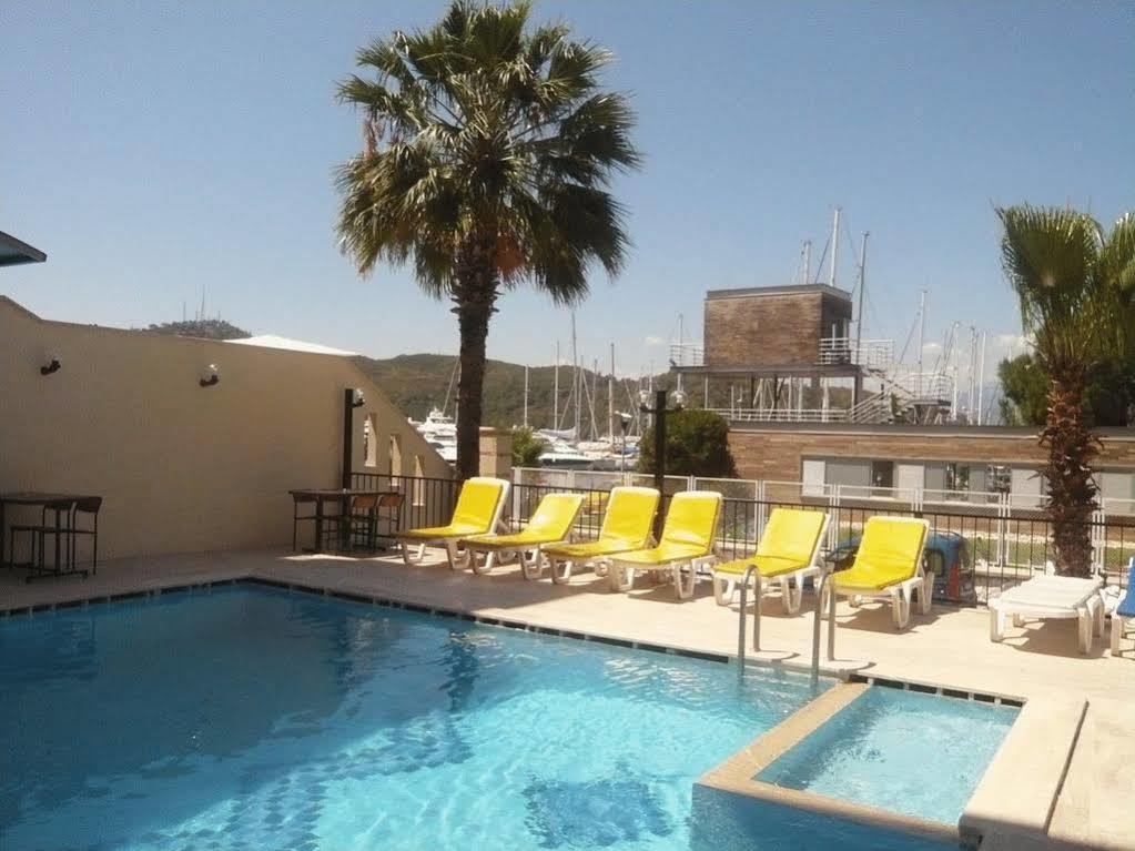 Hotel Status Фетие Екстериор снимка
